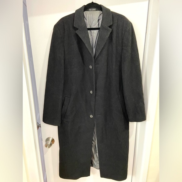 Men’s Vintage Massimo Moda Collezione Black Wool Coat size 40- good condition - Picture 1 of 4